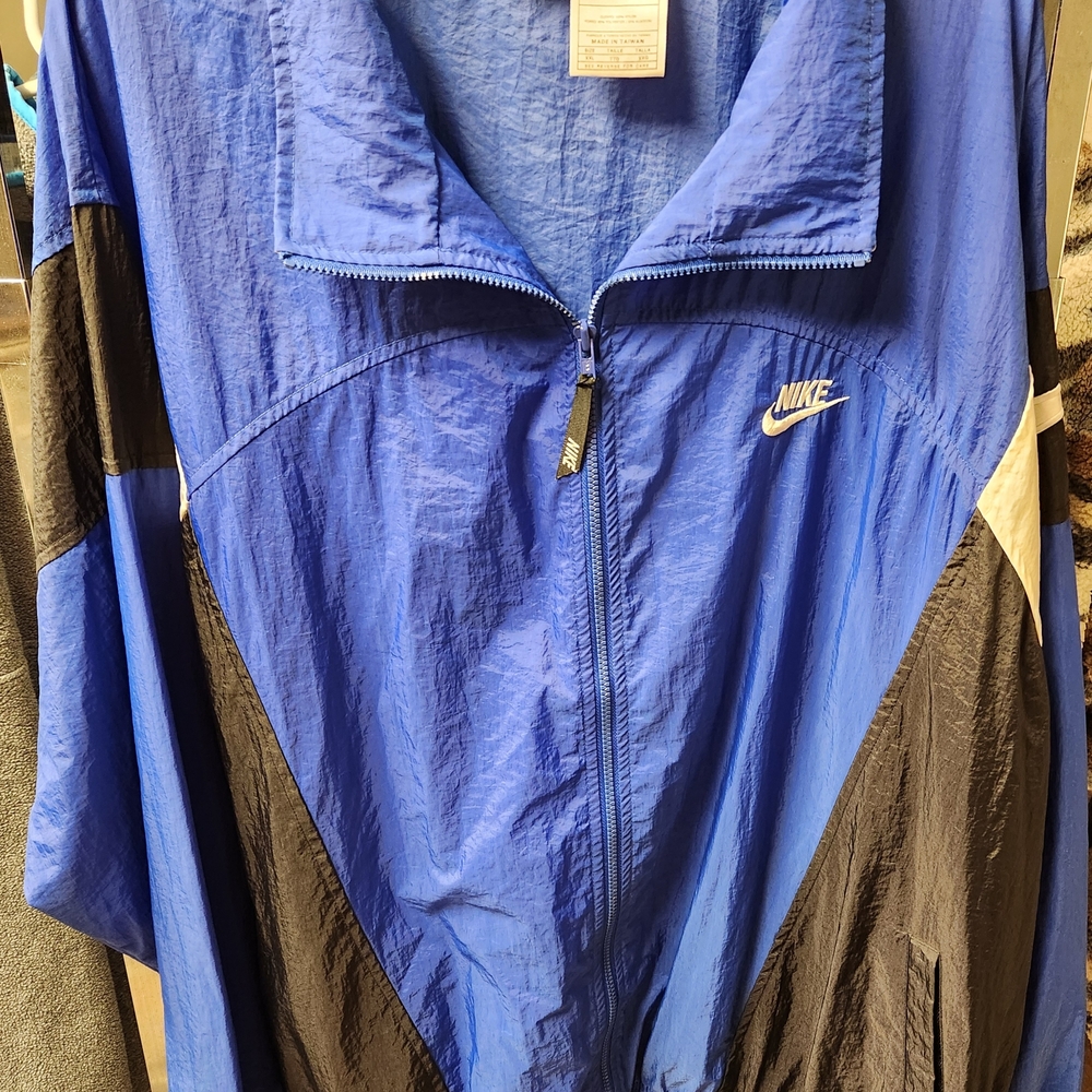 Nike Women's Blue and Black Jacket